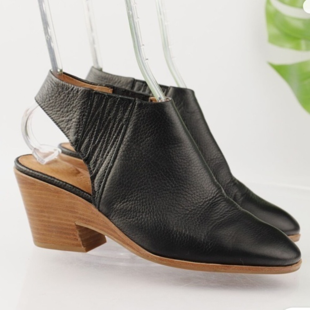 Kenneth Cole Gentle Souls Womens Harlie Pump Size 8 Black Leather Slingback